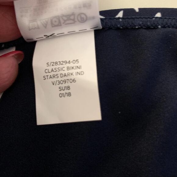 Gap bikini bottom. Size large. Navy blue with whit stars. New with tag. - Picture 10 of 10